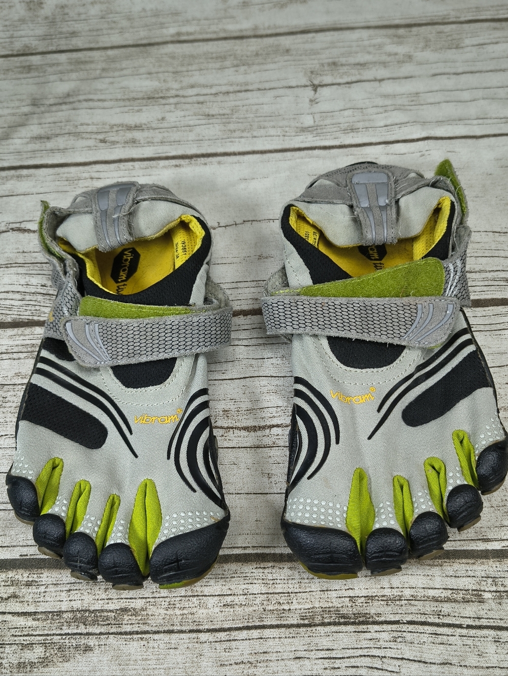 Vibram Five fingers Minimalist Barefoot Running Shoes Size 38